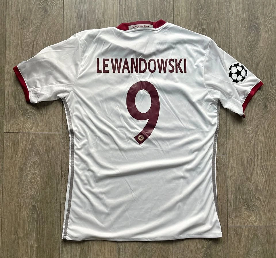 2016-17 Adidas Bayern Munich Lewandowski UCL Jersey XL