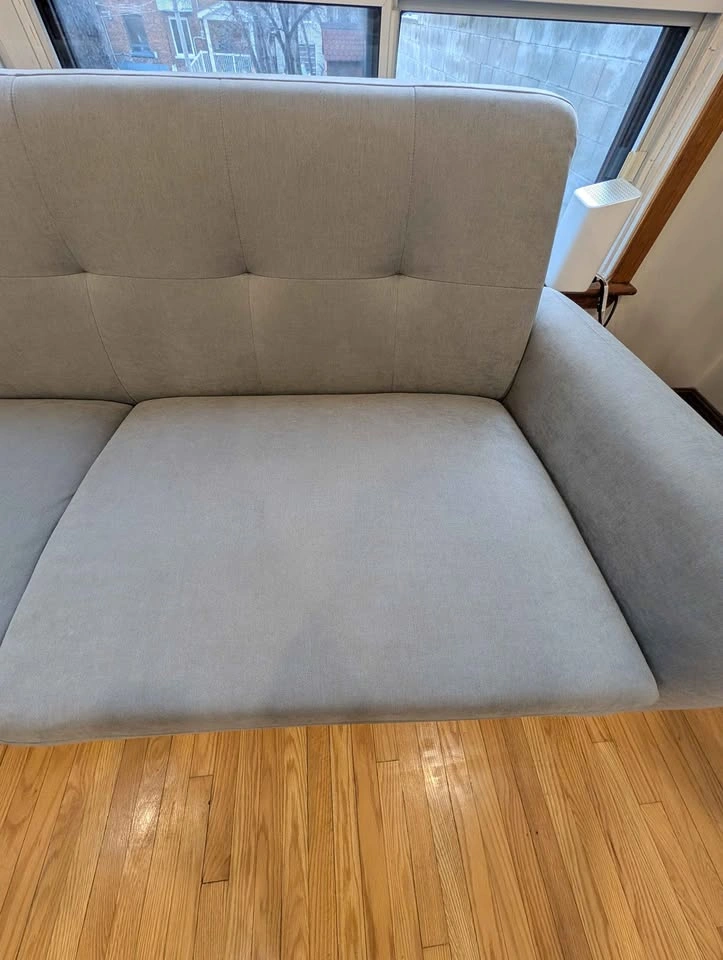 Grey couch 3 seater 6ft - photo 3