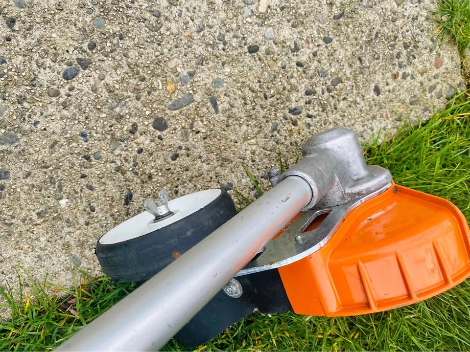 Stihl Combi Grass Edger Tool