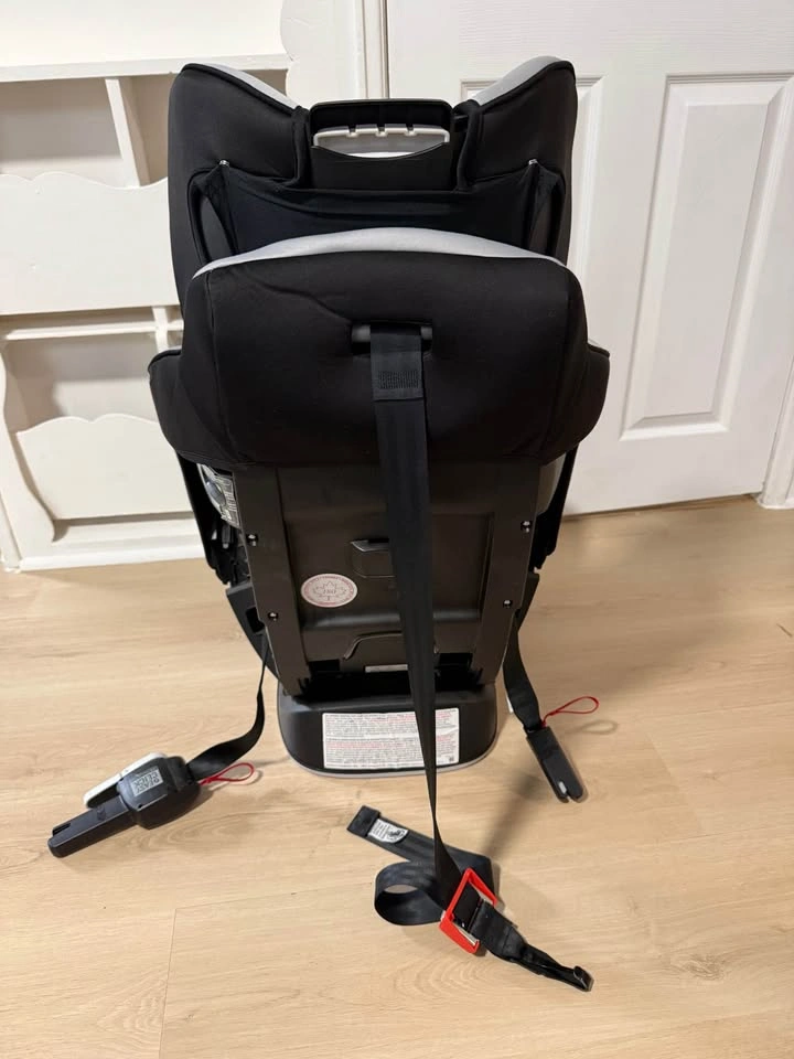 Evenflo EveryStage Child Car Seat - photo 2
