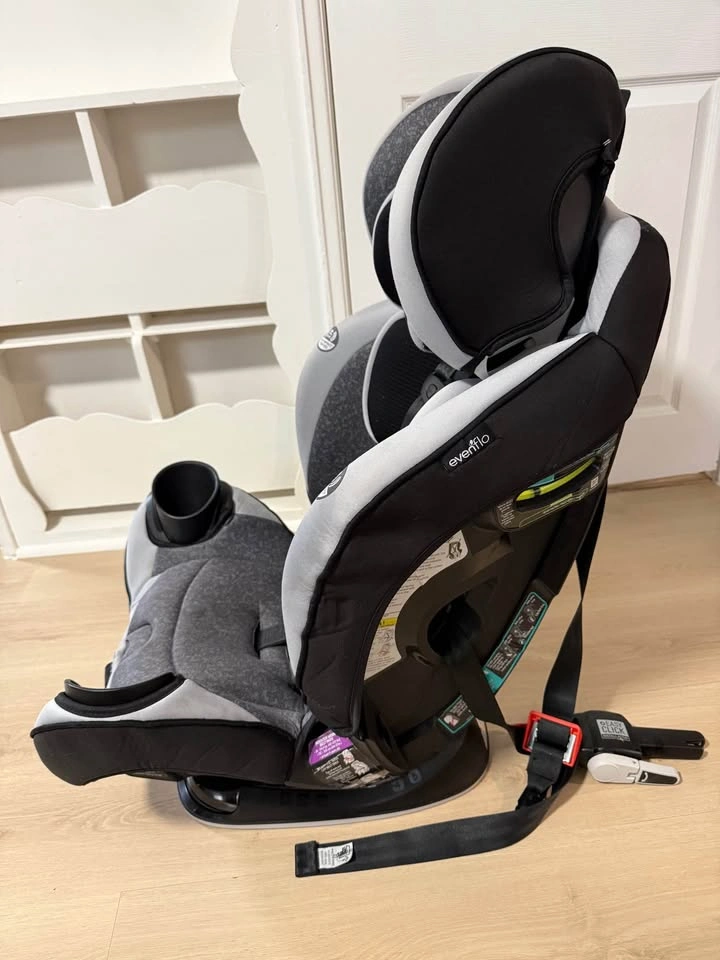 Evenflo EveryStage Child Car Seat - photo 5