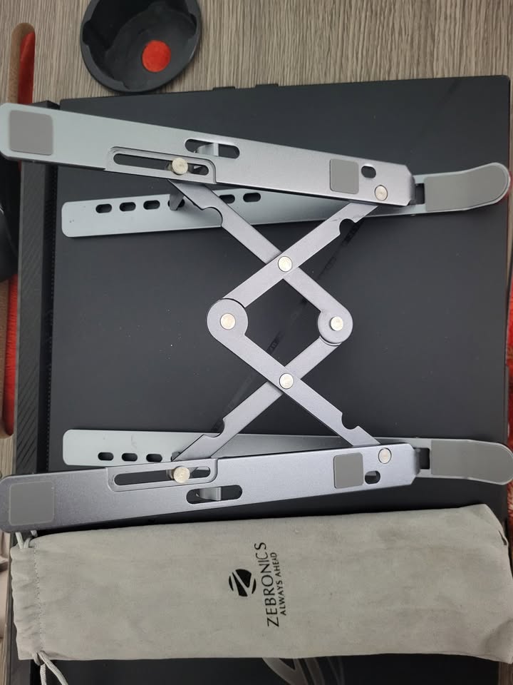Laptop Stand for Desk, Adjustable Laptop Riser - photo 5