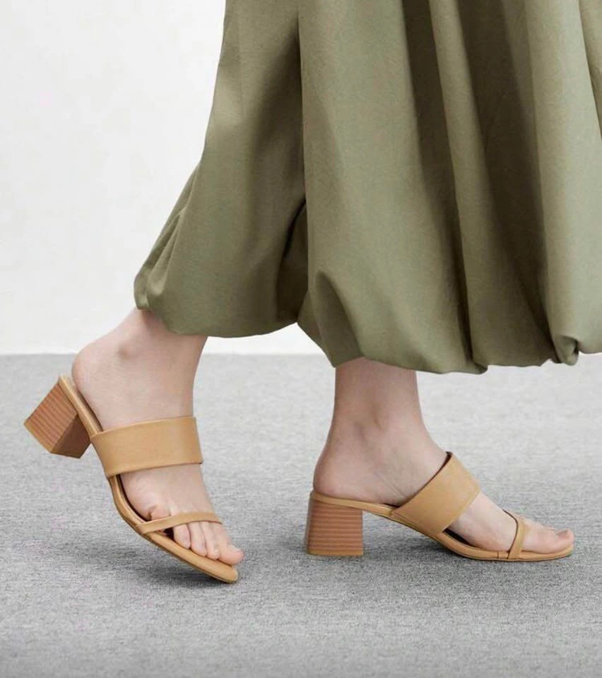Beige Sandals - photo 2