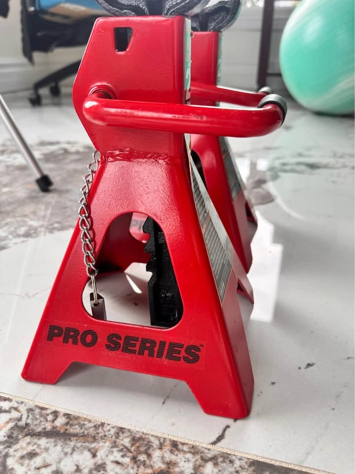 Torin Big Red 2-Ton Jack Stands (Pair) - Like New - photo 2