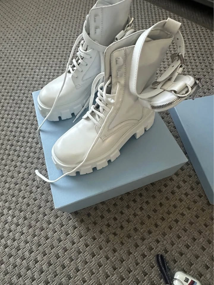 Prada Combat Boots White Size 38 (US 8) – Brand New - photo 4