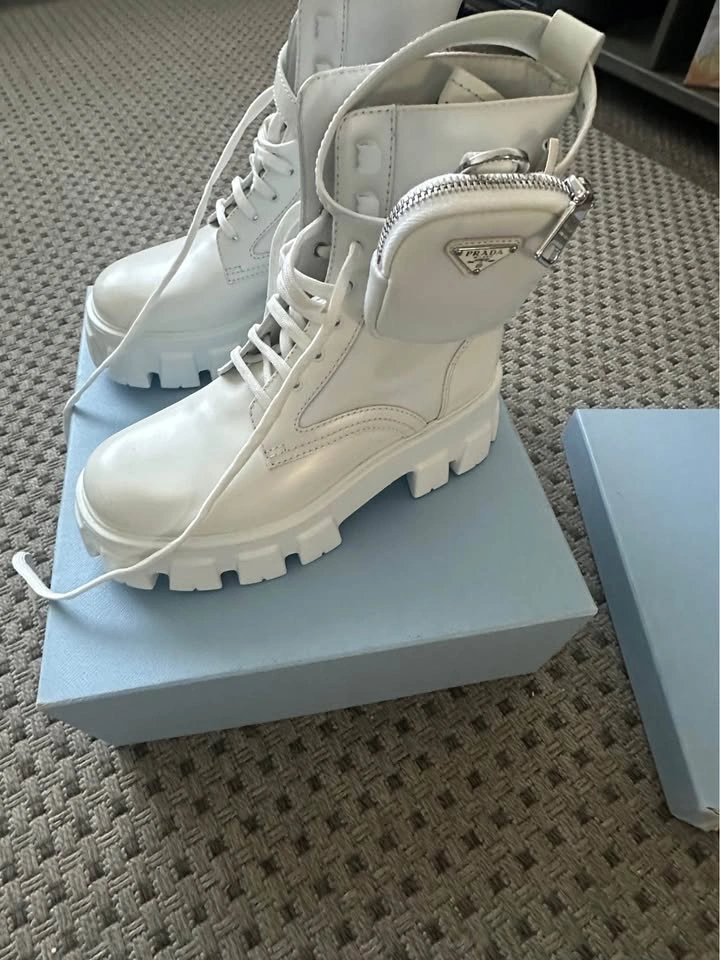Prada Combat Boots White Size 38 (US 8) – Brand New - photo 5