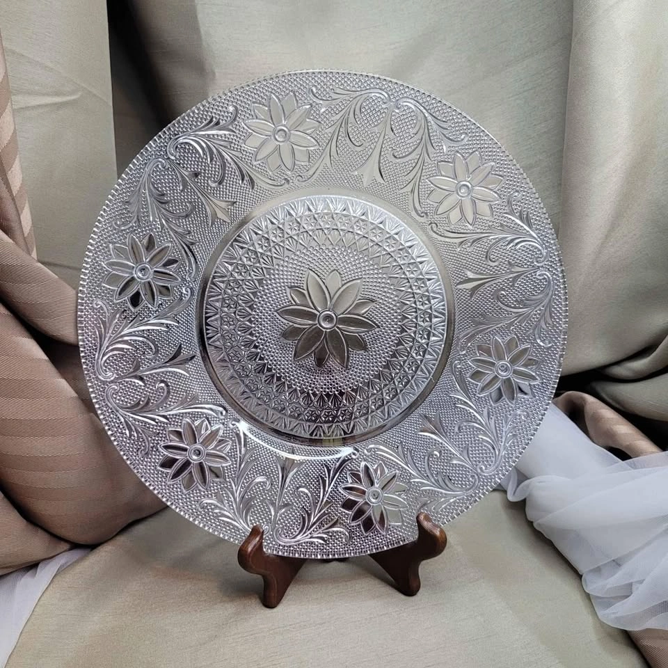 Vintage 10 1/4" Round Glass Serving Platter Plate - photo 3