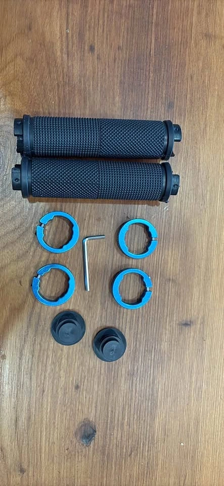 LYCAON Bike Handlebar Grips - Non-Slip Rubber w/ Aluminum Lock M
