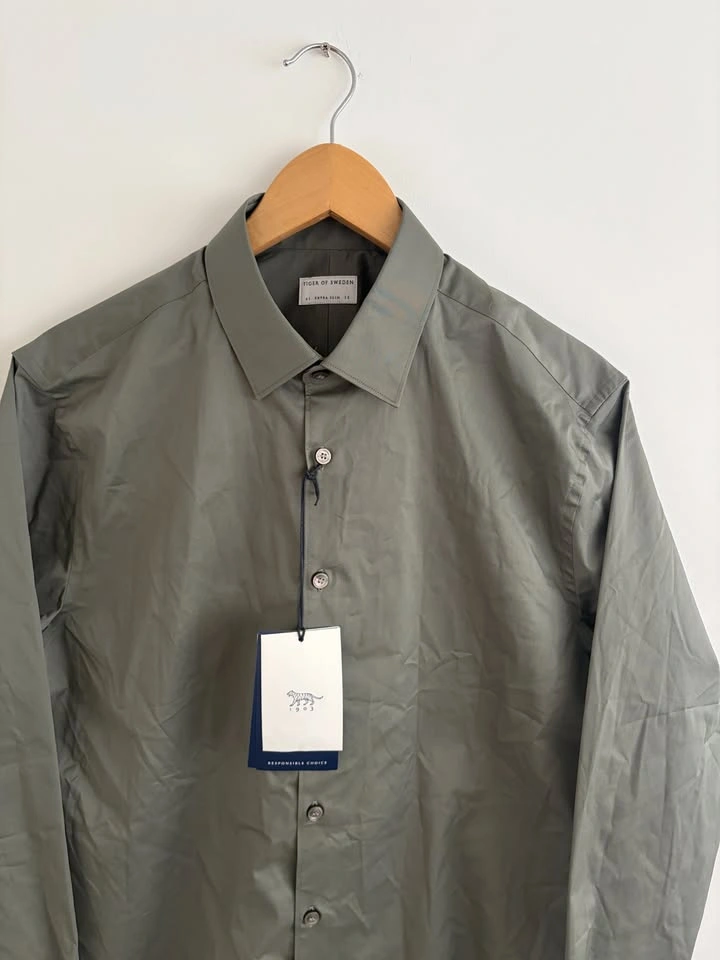 Tiger of Sweden Filbrodie Button Up Shirt Size 41 NEW - photo 2