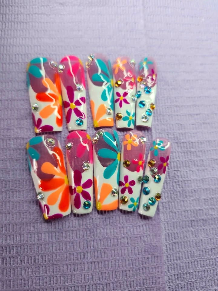 Summertime Fine Flower Vacation Nails - photo 2
