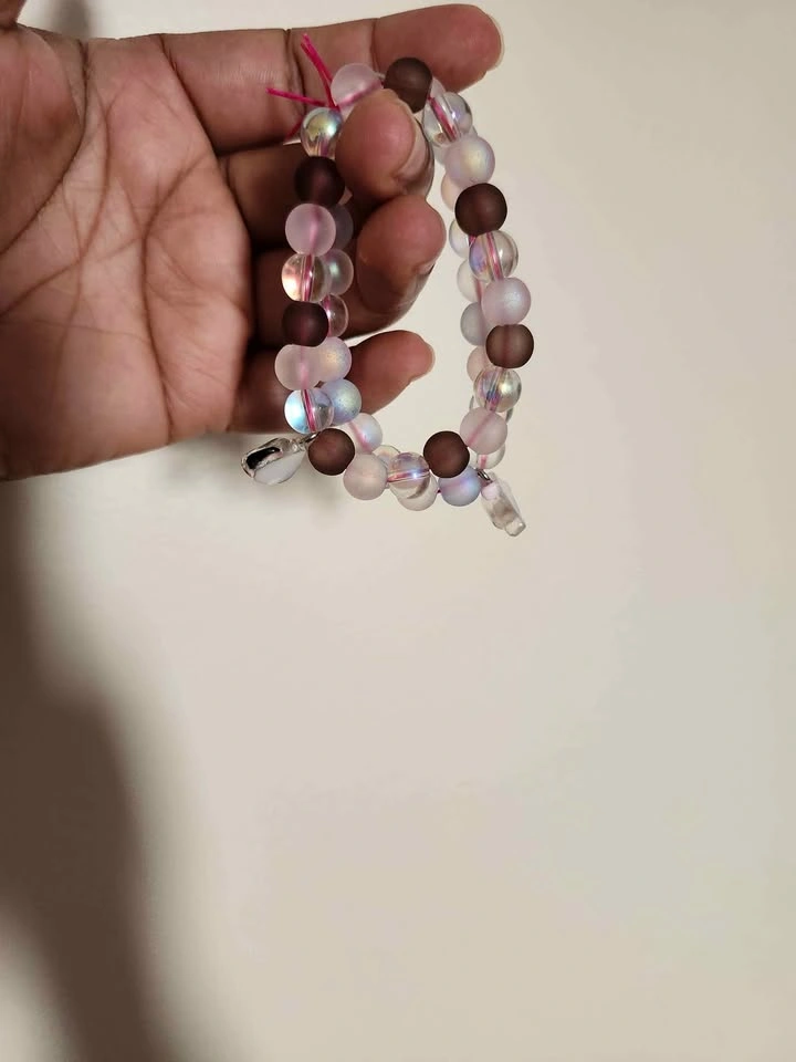 Handmade Sanrio Bead Bracelets - photo 2
