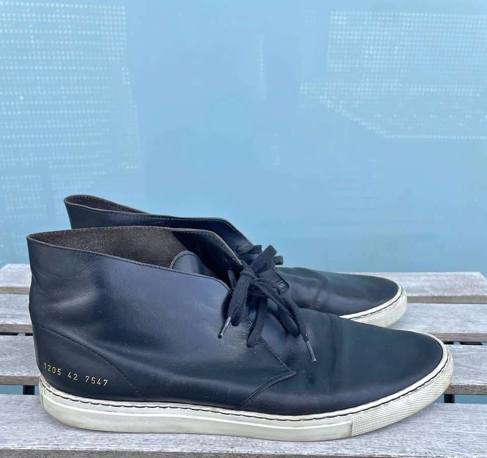 Common Projects Men’s High Top Italy Leather Sneakers Size 9