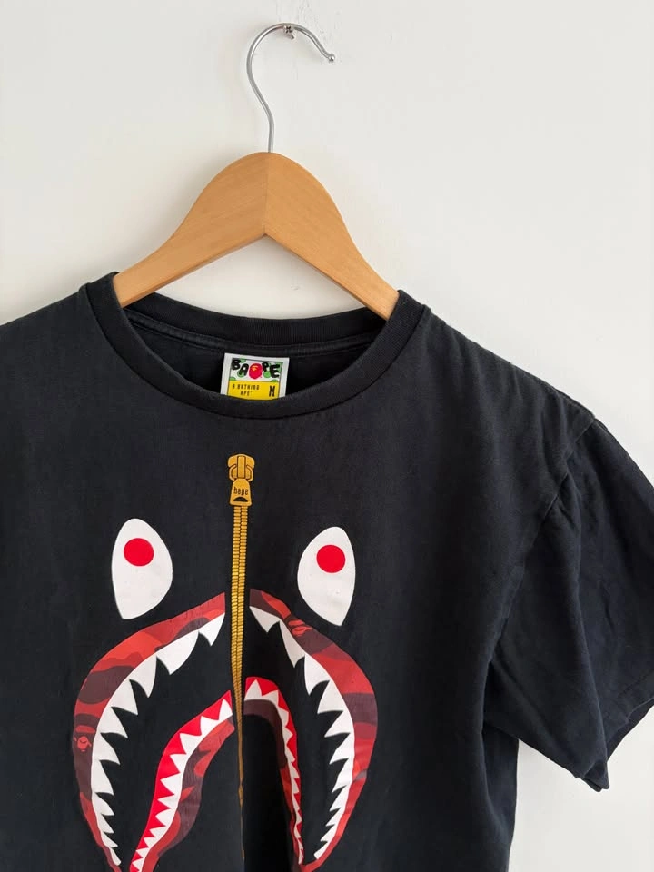 A Bathing Ape BAPE Shark Camo T-Shirt Size M - photo 2