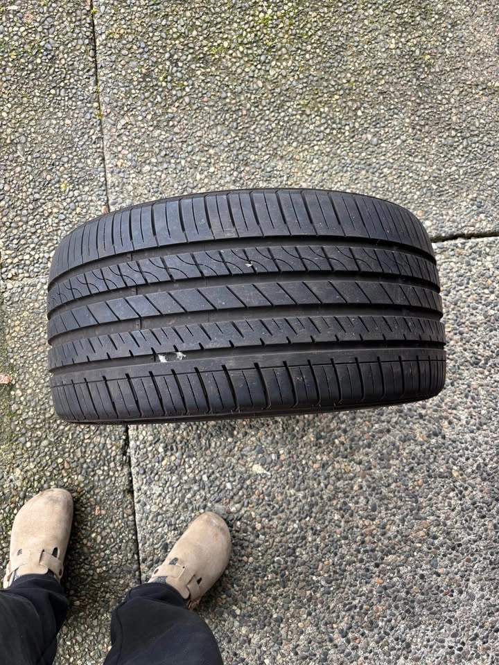 235/35/19 All Season Tire - photo 2