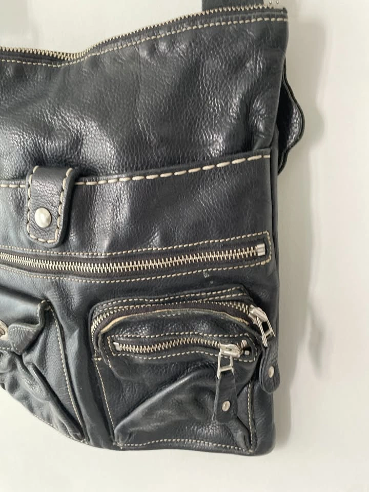 Vintage Roots Canada Black Leather Venetian Village Crossbody Ba - photo 4