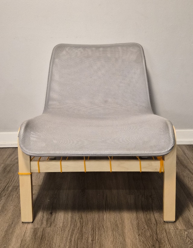 IKEA Mesh Chair – Excellent Condition – Modern & Minimalist - photo 2