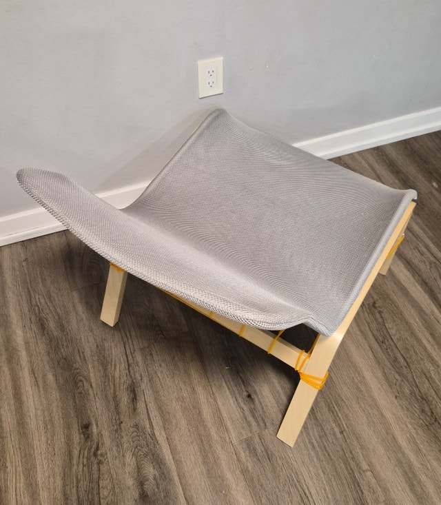 IKEA Mesh Chair – Excellent Condition – Modern & Minimalist - photo 3