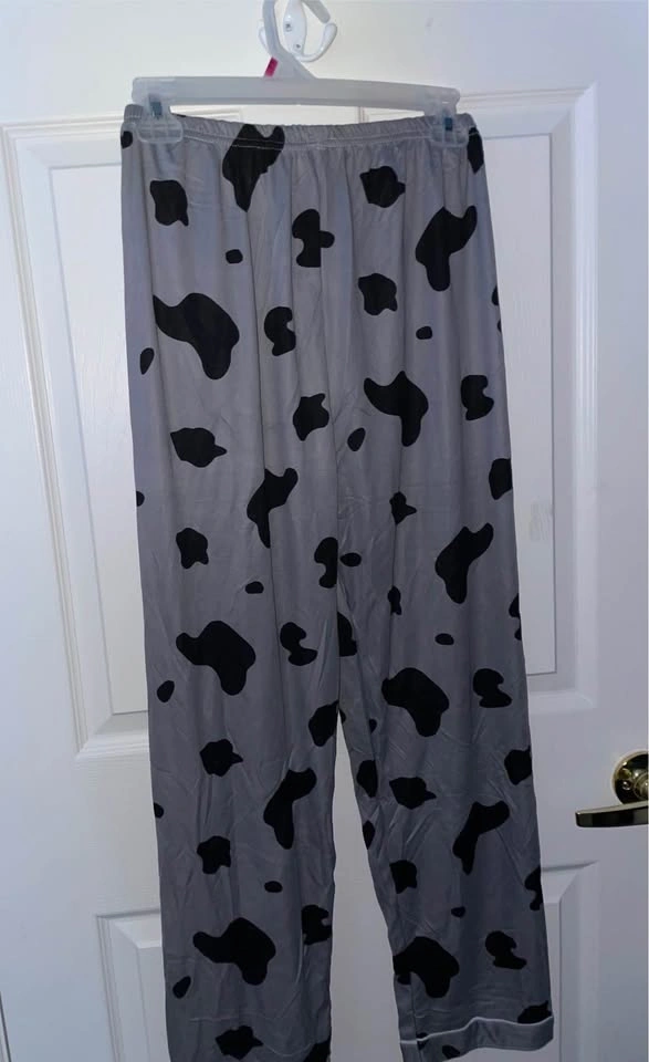 Gray & Black Cow Print Pajama Set - L - photo 3