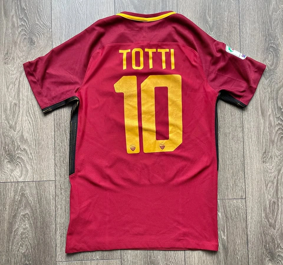 2017 Nike AS Roma Francesco Totti Jersey Size S