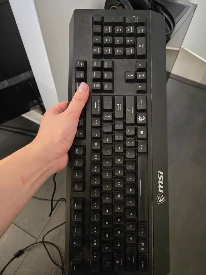 Used mouse keyboard and headphone image indicator(3)