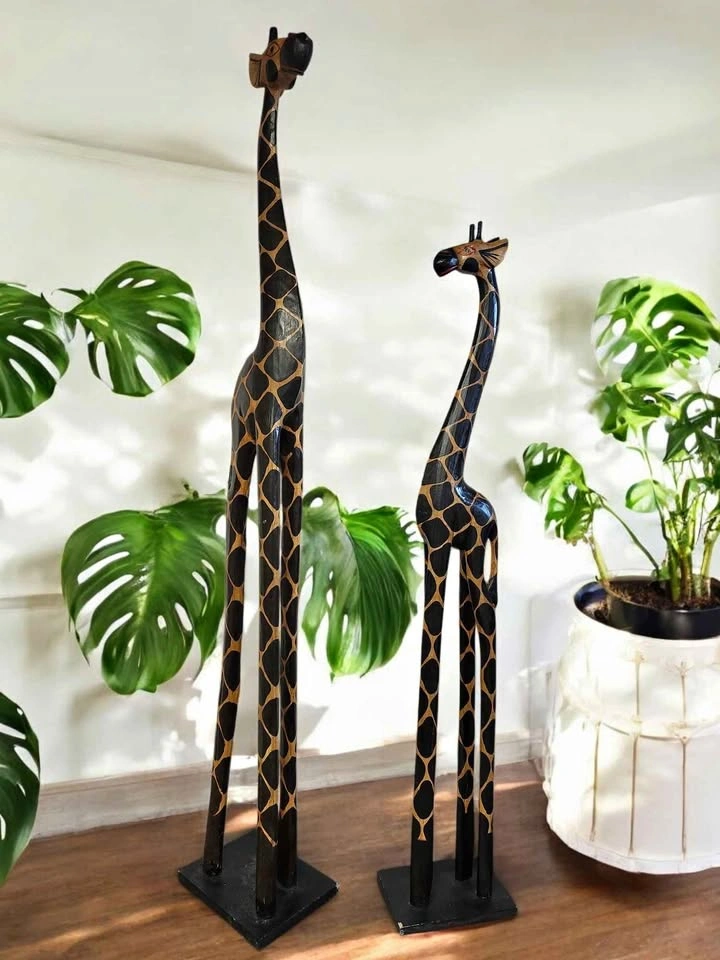 2 Hand-carved Wooden Giraffe Statues (4ft & 5ft) - photo 2