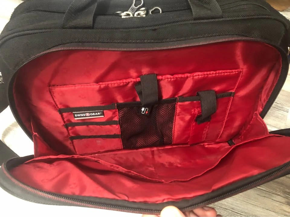 Swiss Gear Laptop Bag - photo 4