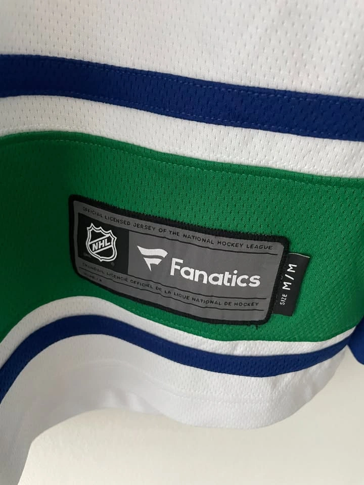 Vancouver Canucks Fanatics Men's Breakaway Jersey Size M NEW - photo 5