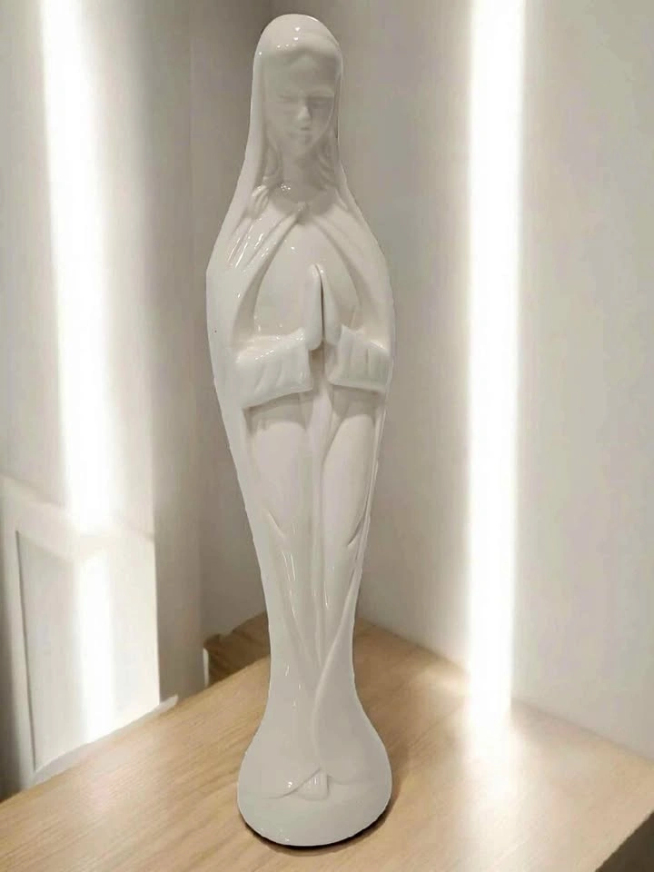 White Porcelain Mary Madonna Figurine S Catholic Religious 13 In
