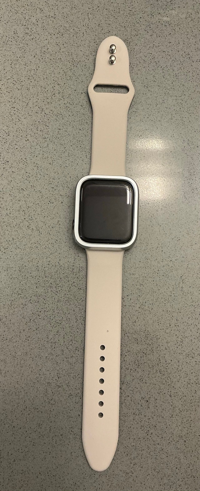 Apple Watch Series 5 44mm - photo 3