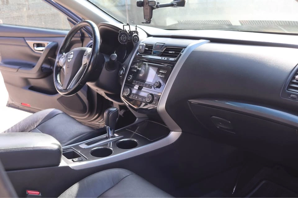 2013 Nissan Altima /Open to Offers! - photo 2