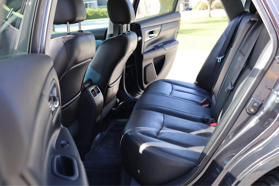 2013 Nissan Altima /Open to Offers! - photo 5