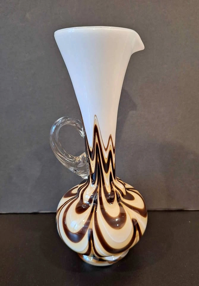 Opaline Florence Murano Design Vase 8" Handle Vase
