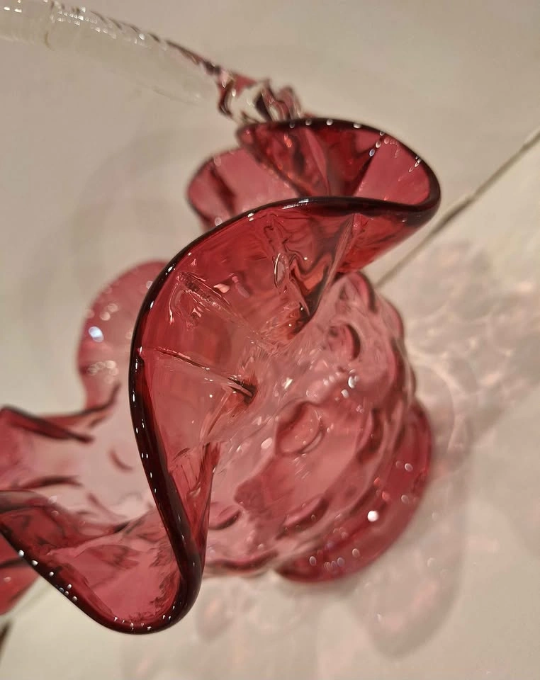 Fenton Dot Optic Cranberry Ruffled Rim W/Rope Handle - photo 3