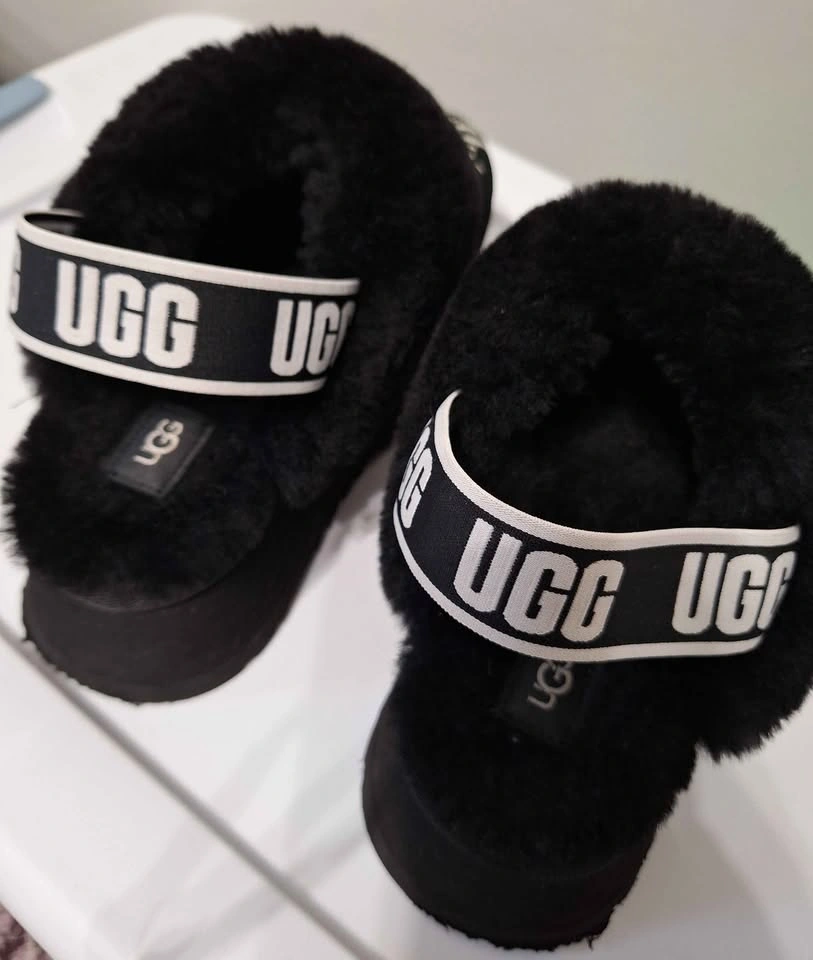 UGG Funkette Platform Valentine Slippers Sz 7.5-8 Black - photo 5