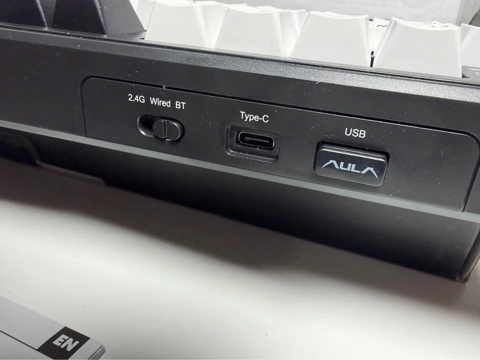 EPOMAKER Aula F108 Wireless Gaming Keyboard - photo 3