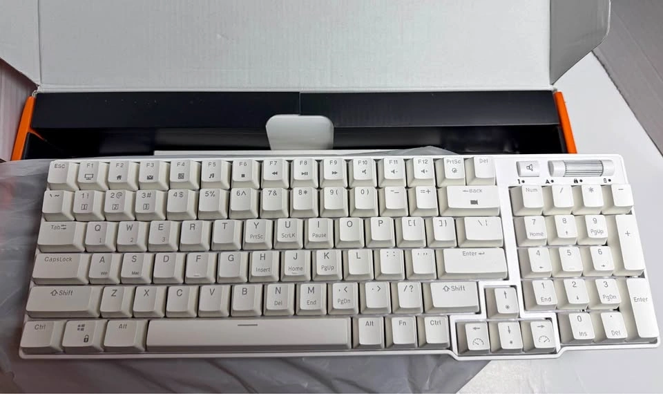 RK ROYAL KLUDGE RK96 90% Triple Mode Keyboard