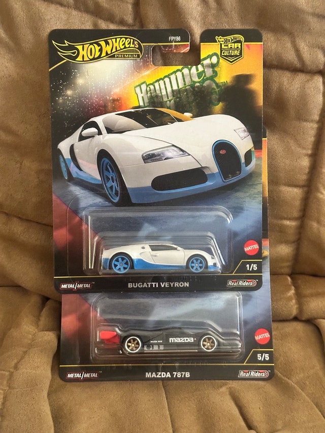Hot Wheels Bugatti Veyron & Mazda 787B - Car Culture