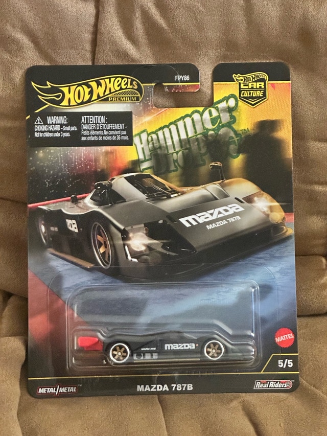 Hot Wheels Bugatti Veyron & Mazda 787B - Car Culture - photo 2