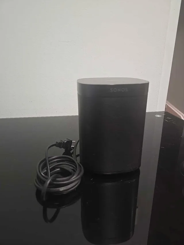 Sonos One SL image indicator(4)