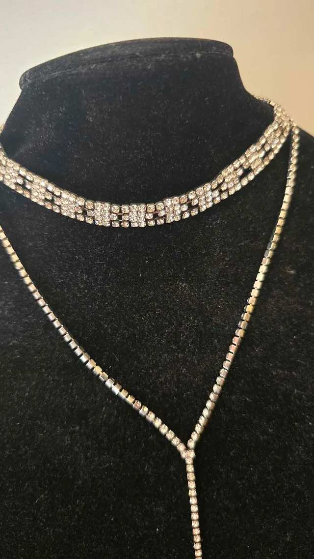 Necklace Set thumbnail