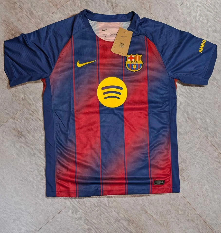 Bayern Kane & Barcelona Jersey - photo 3