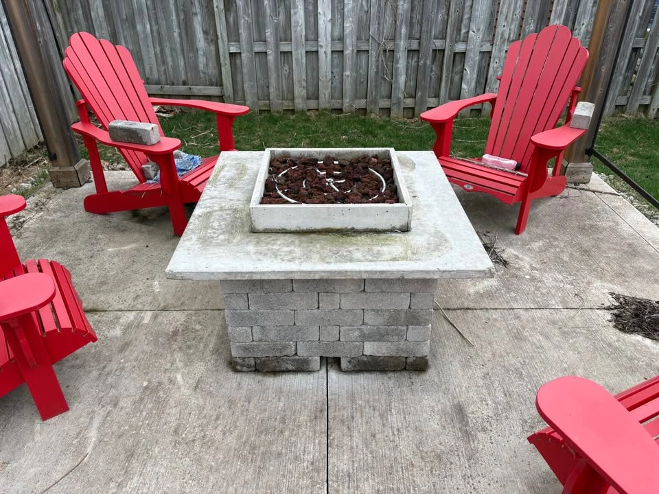 Propane fire pit with tanks - photo 2