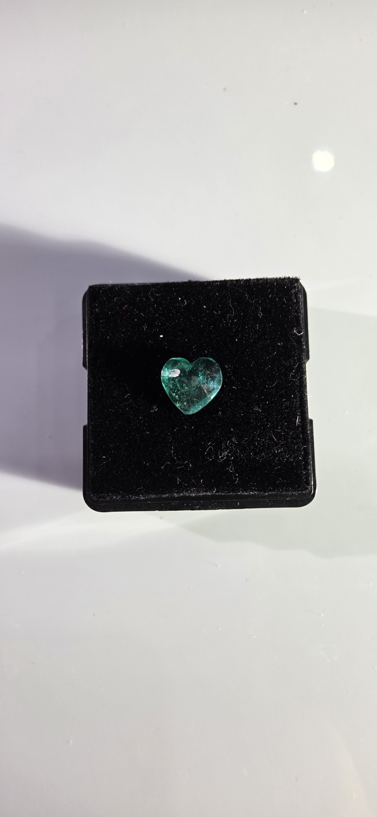 Colombian Heart Emerald Gemstone - photo 2