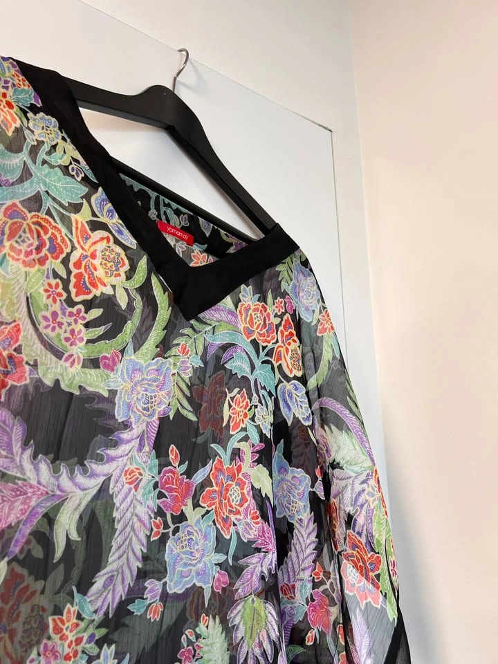 Yamamay Chiffon Swimsuit Cover Up - Black & Floral - photo 3