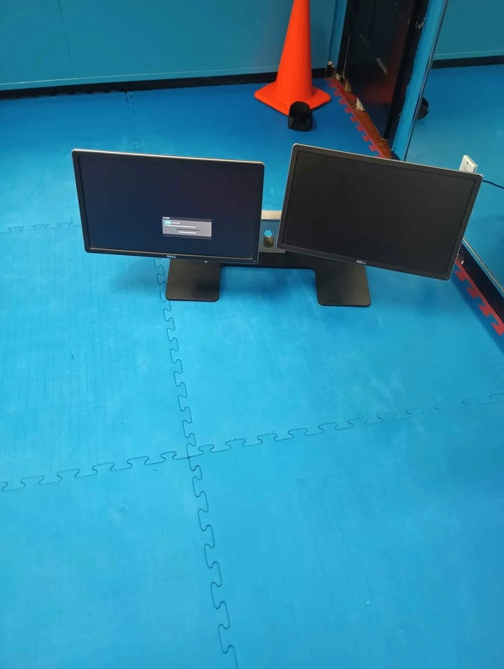 2 Dell P2214H 22" Monitors, 1080p Full HD - photo 3