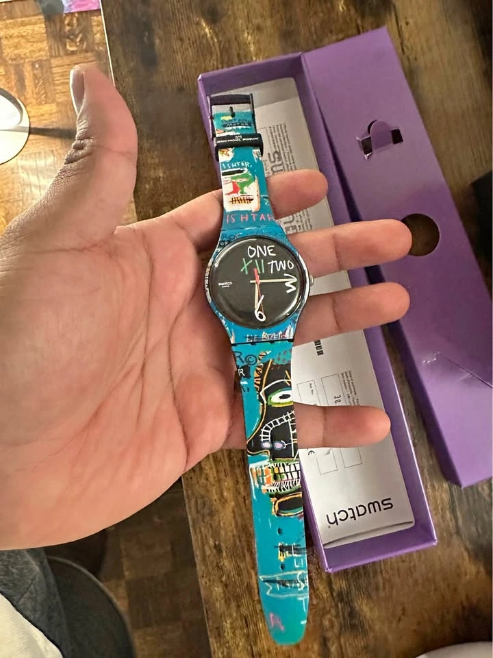 Swatch Unisex Ishtar Quartz Watch