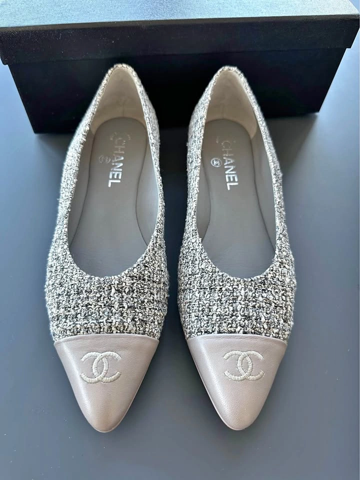 New Chanel Tweed Cap Toe Ballet Flats