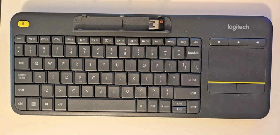 Wireless Keyboard w Touchpad