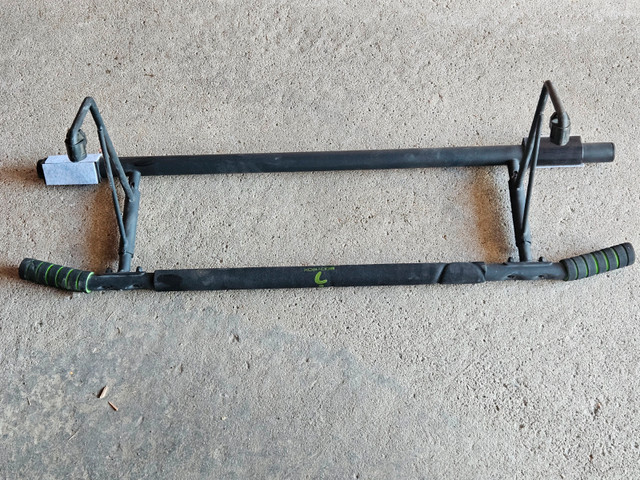 Pull Up Bar for Doorway, Chin Up Bar for Exercise