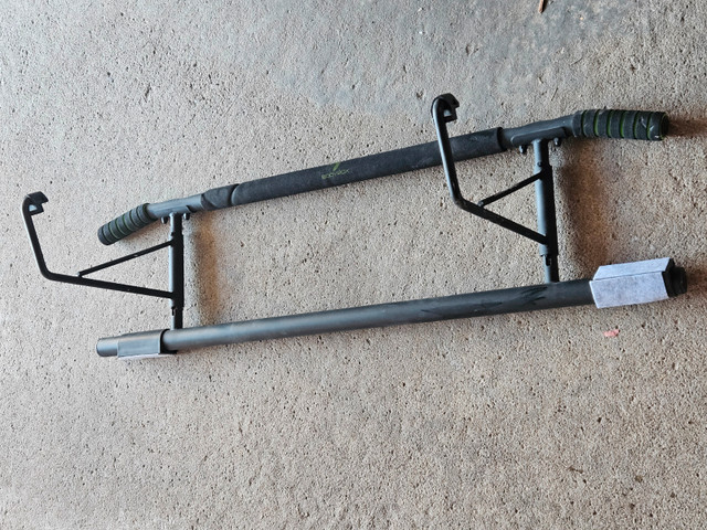 Pull Up Bar for Doorway, Chin Up Bar for Exercise - photo 2